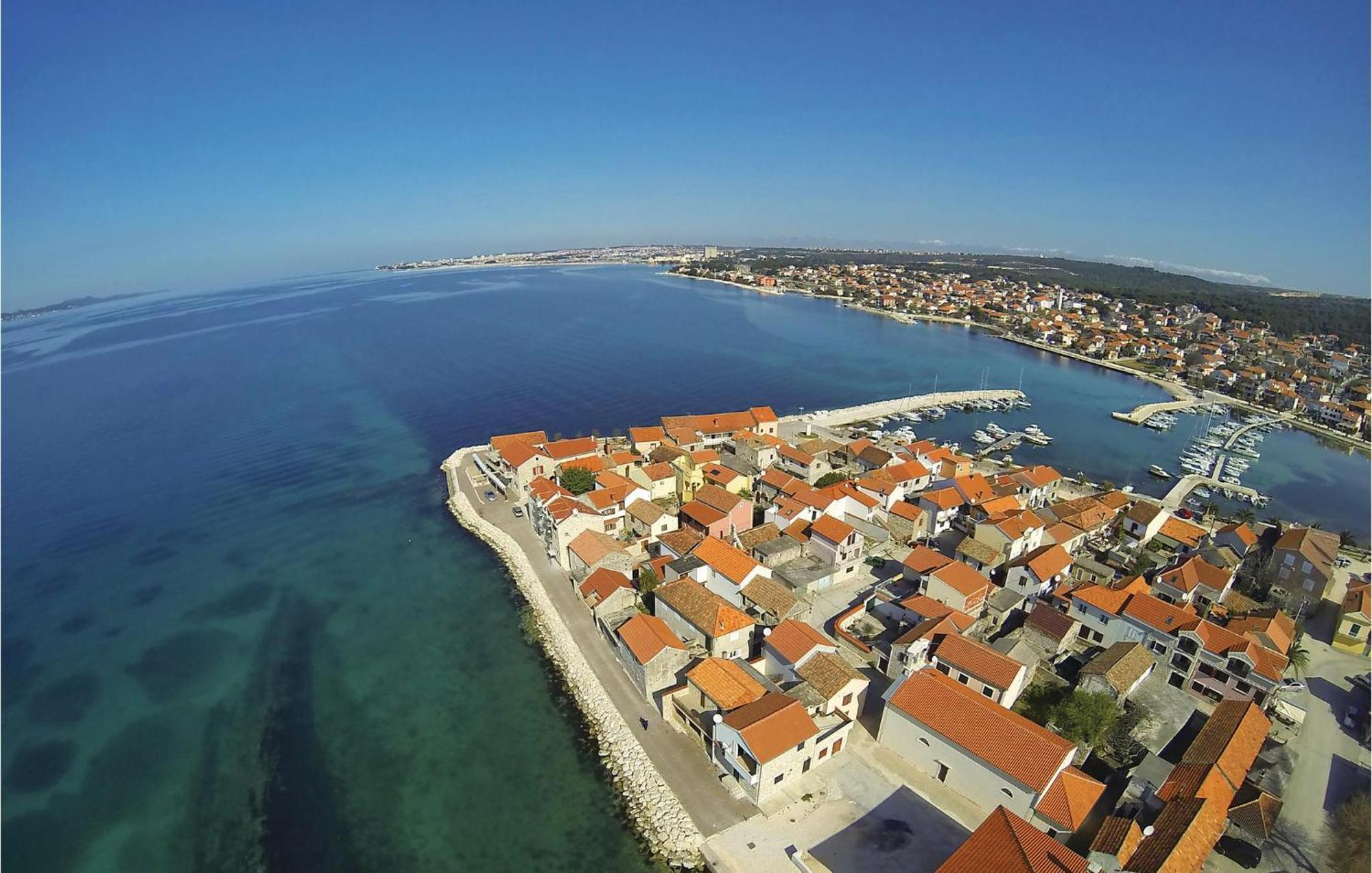 1 Bedroom Cozy Apartment In Bibinje Luaran gambar